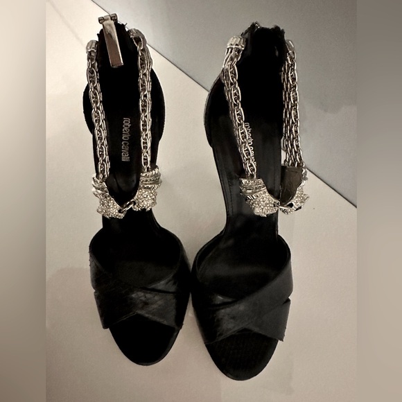 Authentic Roberto Cavalli sandals. you will get many compliments - Picture 10 of 15
